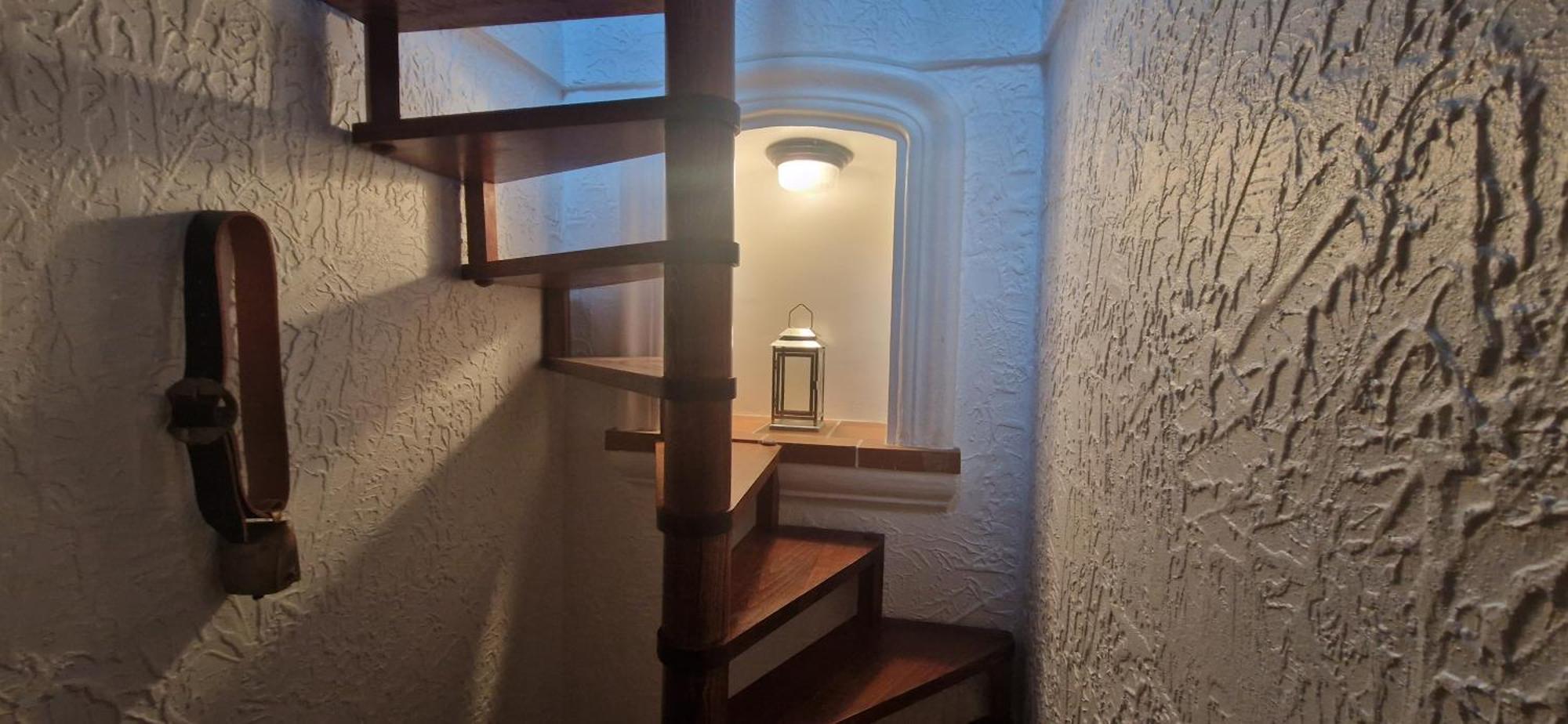 Maison La Finiere: Alpes-maritimes Village Retreat Near Holiday home Isola